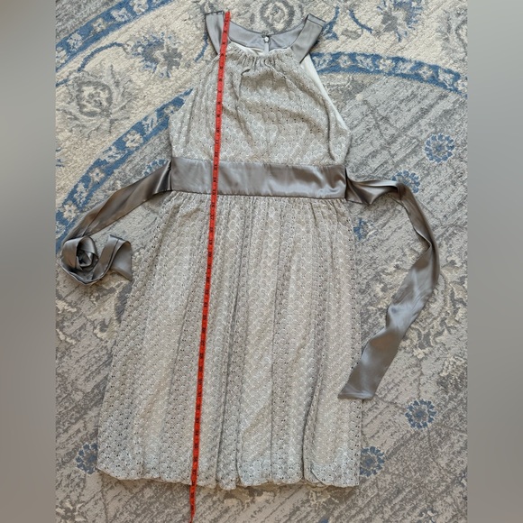 London Times Elegant Silver High-Neck Dress - Picture 6 of 8